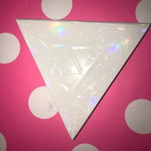 highlight pallet from Kat Von D